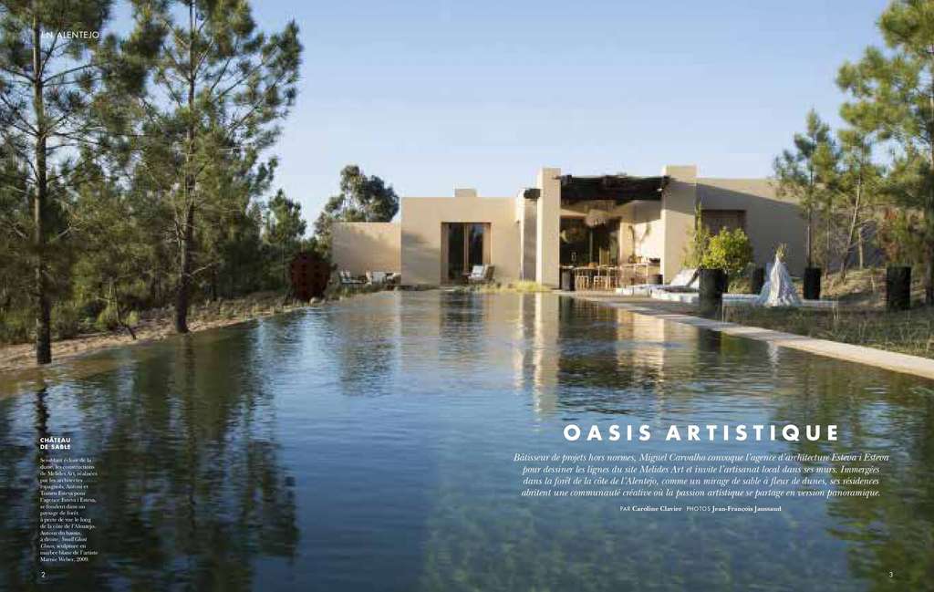 Cote Sud opening spread titled Oasis Artistique, with a house across a pool